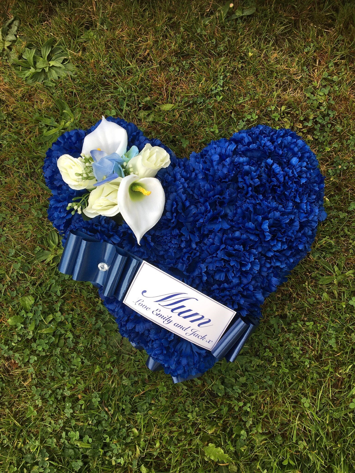 Heart Funeral Flower Mum Wreath - Artificial Silk Flowers - Tribute Keepsake for Mum Mom Mummy Mam Mama Grave Memorial.