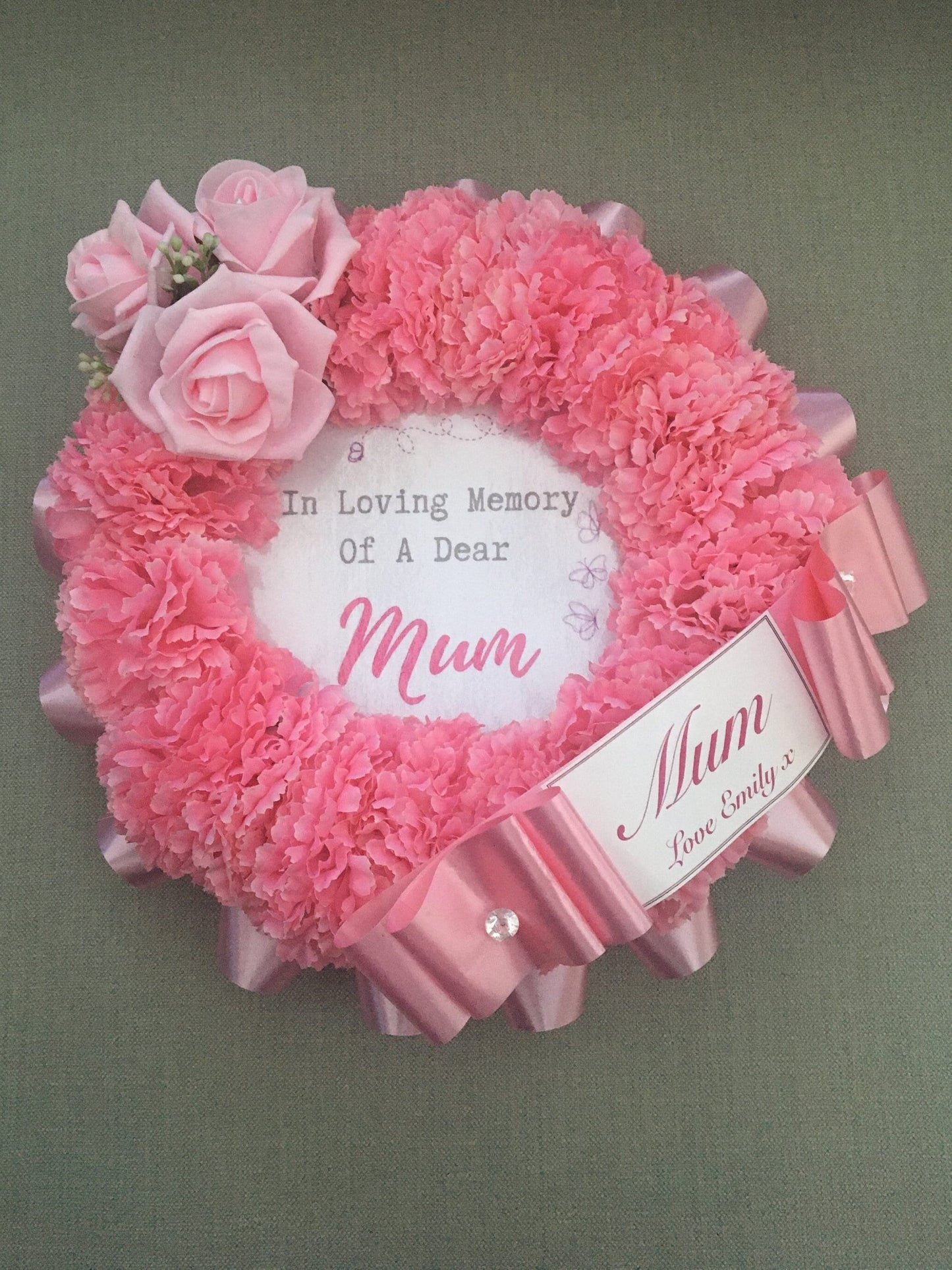 Mum Funeral Flower Wreath - Made From Artificial Silk Flowers - Tribute Keepsake for Mum Mom Mummy Mam Mama - suitable for Grave, Memorial.