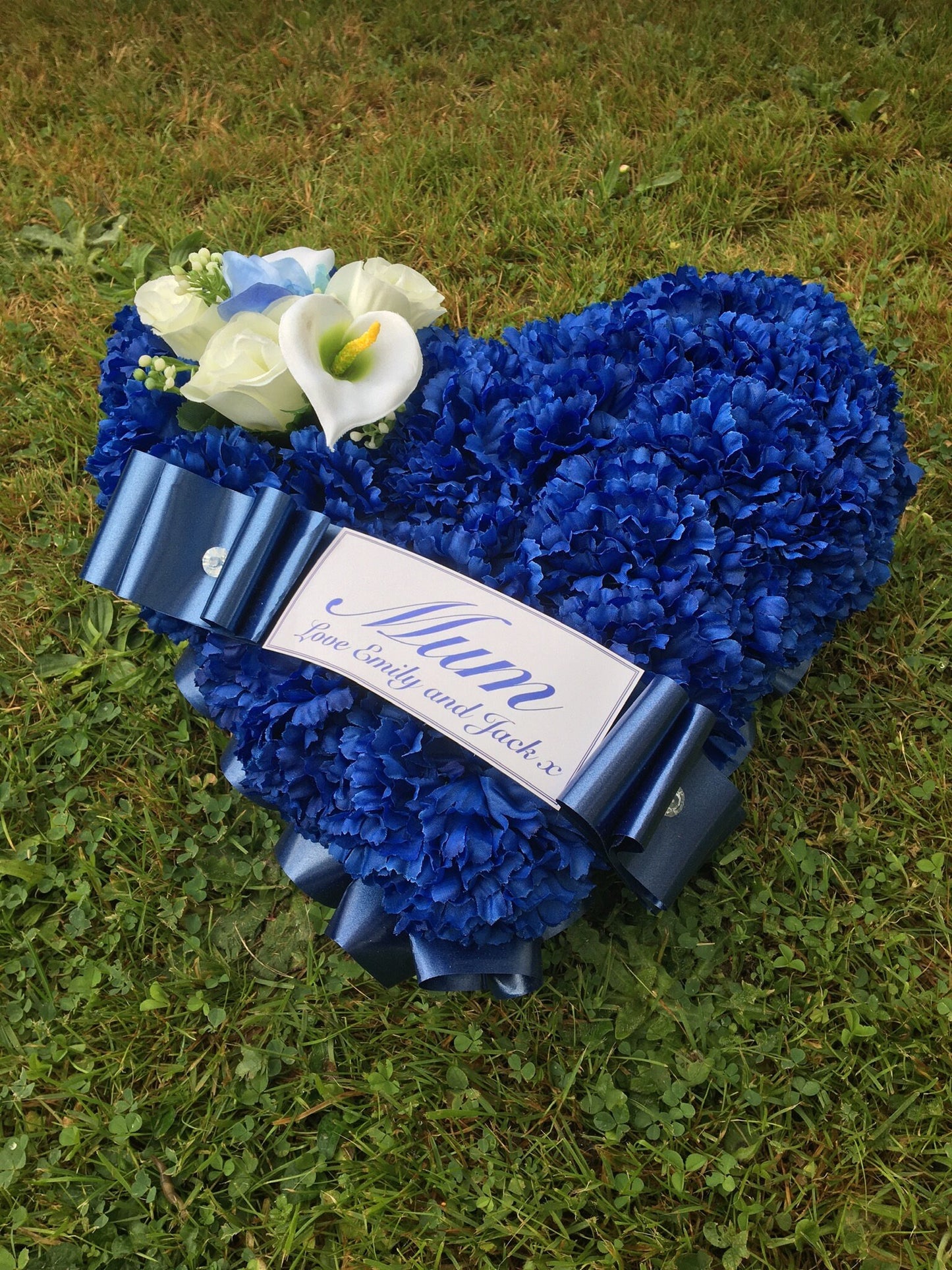 Heart Funeral Flower Mum Wreath - Artificial Silk Flowers - Tribute Keepsake for Mum Mom Mummy Mam Mama Grave Memorial.